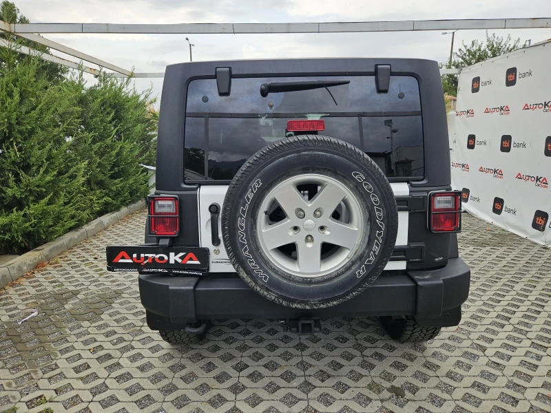 Jeep Wrangler 3.6i-290kc= АВТОМАТ= ДЪЛГА БАЗА= КЛИМАТИК, снимка 4 - Автомобили и джипове - 51417309