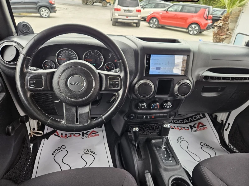 Jeep Wrangler 3.6i-290kc= АВТОМАТ= ДЪЛГА БАЗА= КЛИМАТИК, снимка 11 - Автомобили и джипове - 51417309