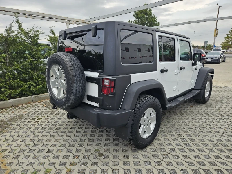 Jeep Wrangler 3.6i-290kc= АВТОМАТ= ДЪЛГА БАЗА= КЛИМАТИК, снимка 3 - Автомобили и джипове - 51417309