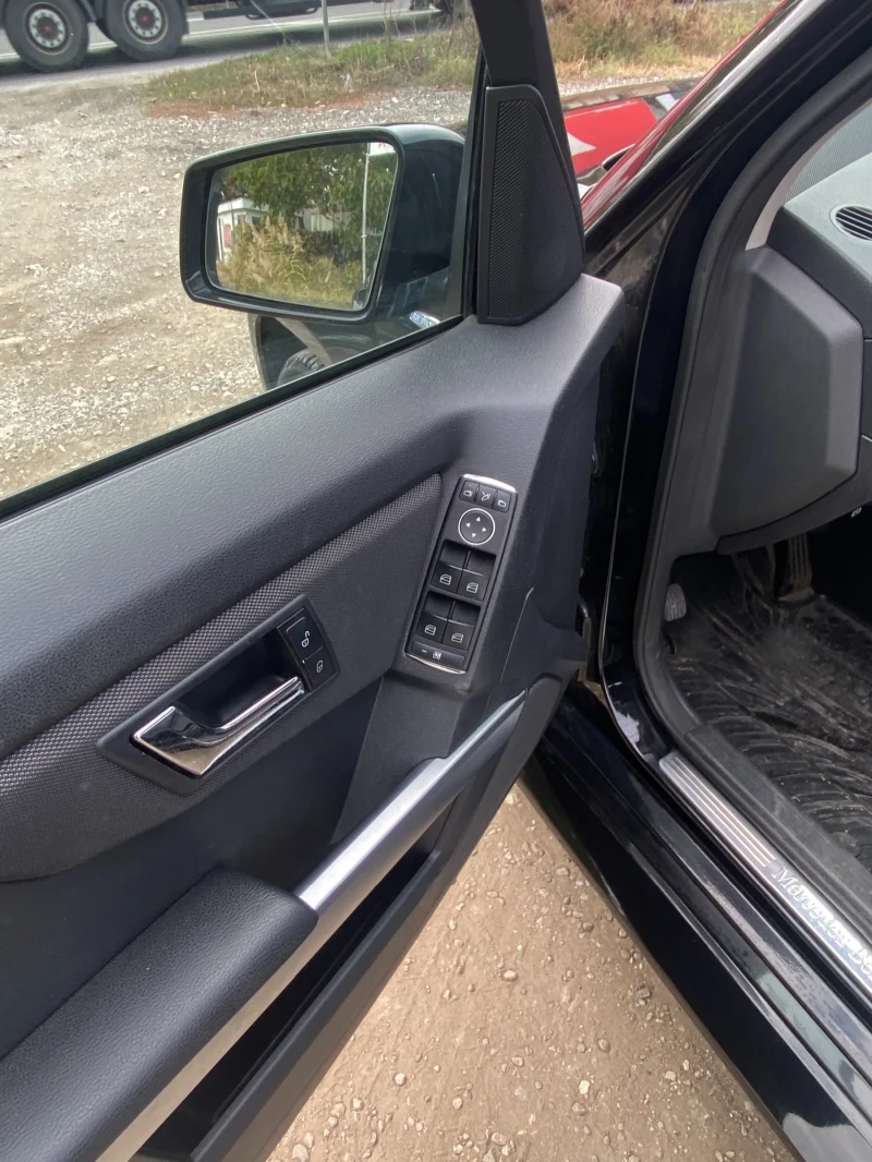 Mercedes-Benz GLK 2.2CDI-170кс-АВТОМАТИК-4matik-ПАНОРАМА, снимка 9 - Автомобили и джипове - 52138514