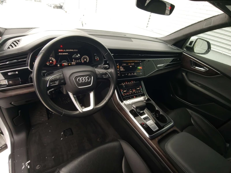 Audi Q8 * S Line quattro Prestige * CARFAX * БЕЗ ПЪРВОНАЧА, снимка 12 - Автомобили и джипове - 53075725