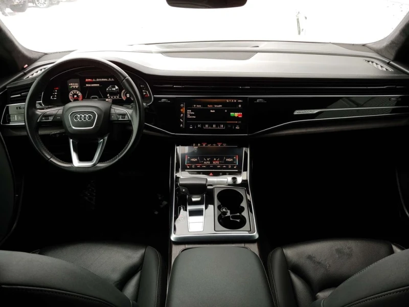 Audi Q8 * S Line quattro Prestige * CARFAX * БЕЗ ПЪРВОНАЧА, снимка 17 - Автомобили и джипове - 53075725