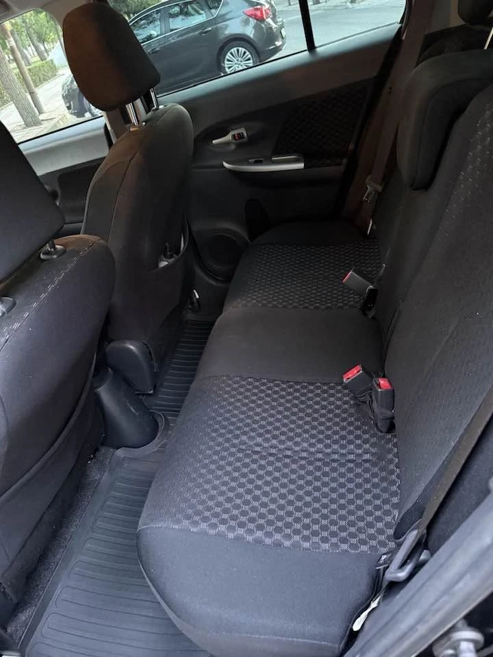 Toyota Urban Cruiser, снимка 4 - Автомобили и джипове - 55684426