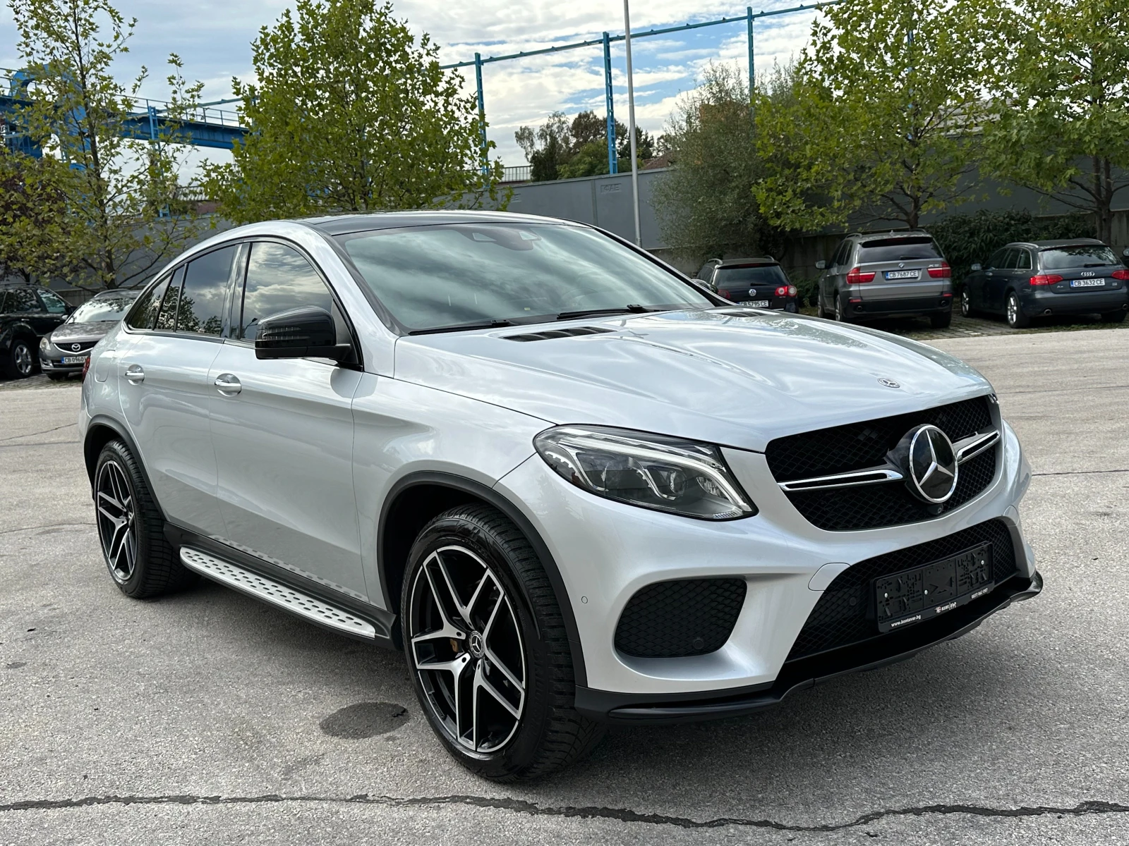 Mercedes-Benz GLE 350 AMG* PANO* 9G Tronic! - изображение 6