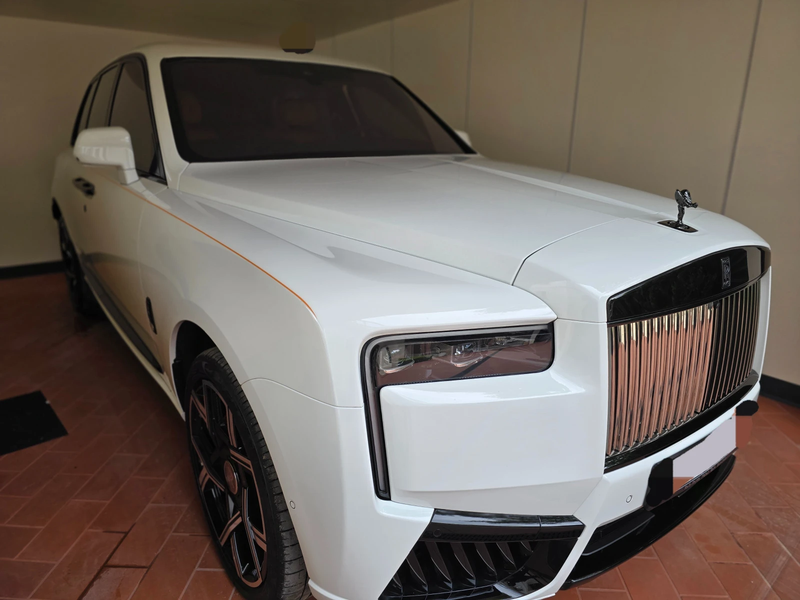 Rolls-Royce Cullinan Black Badge - изображение 3