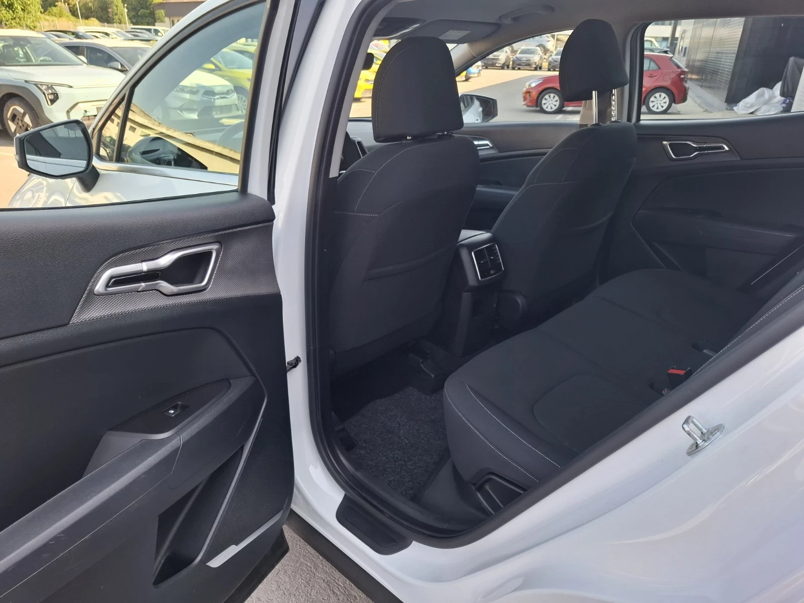 Kia Sportage 1.6 crdi  - изображение 7