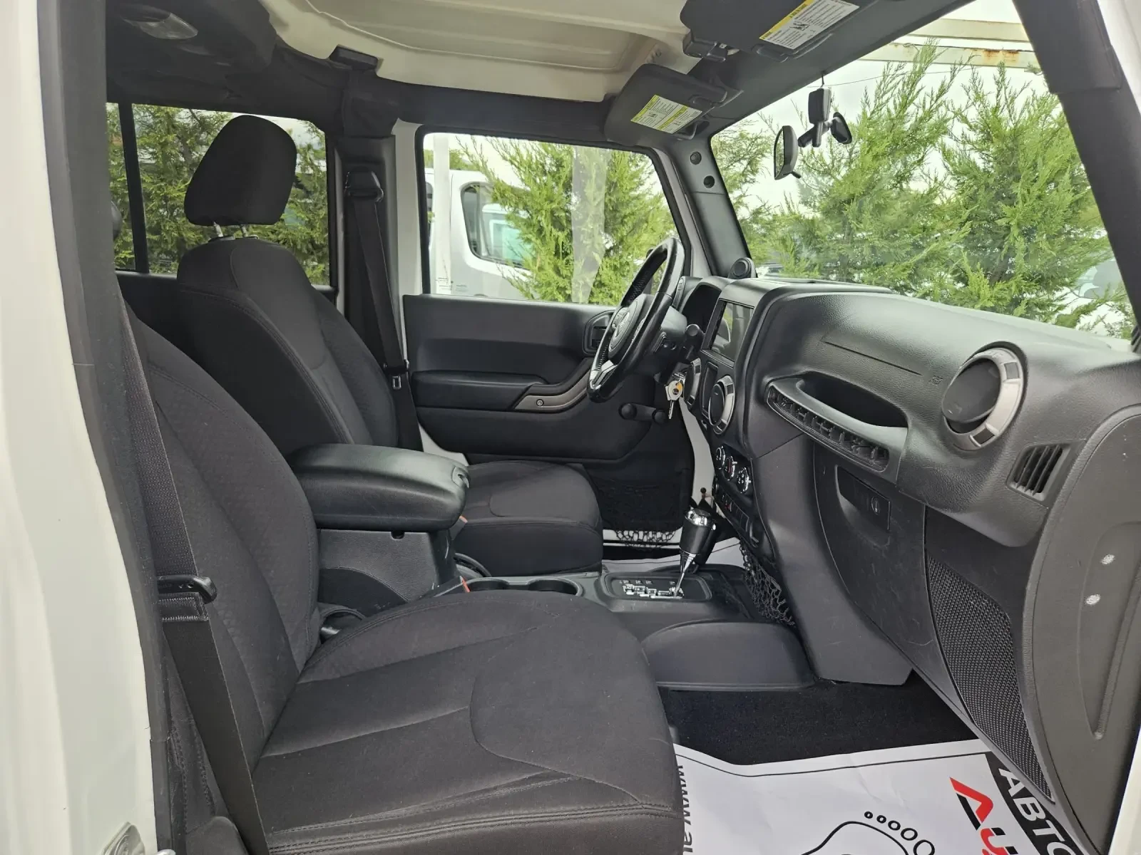 Jeep Wrangler 3.6i-290kc= =  =  | Mobile.bg   15