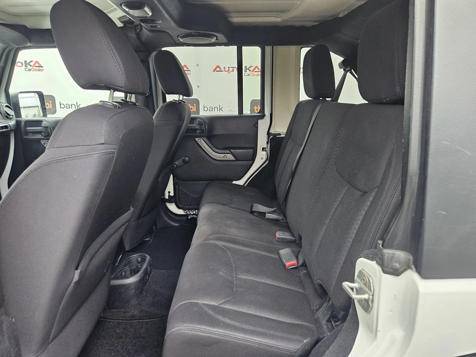 Jeep Wrangler 3.6i-290kc= АВТОМАТ= ДЪЛГА БАЗА= КЛИМАТИК - изображение 9
