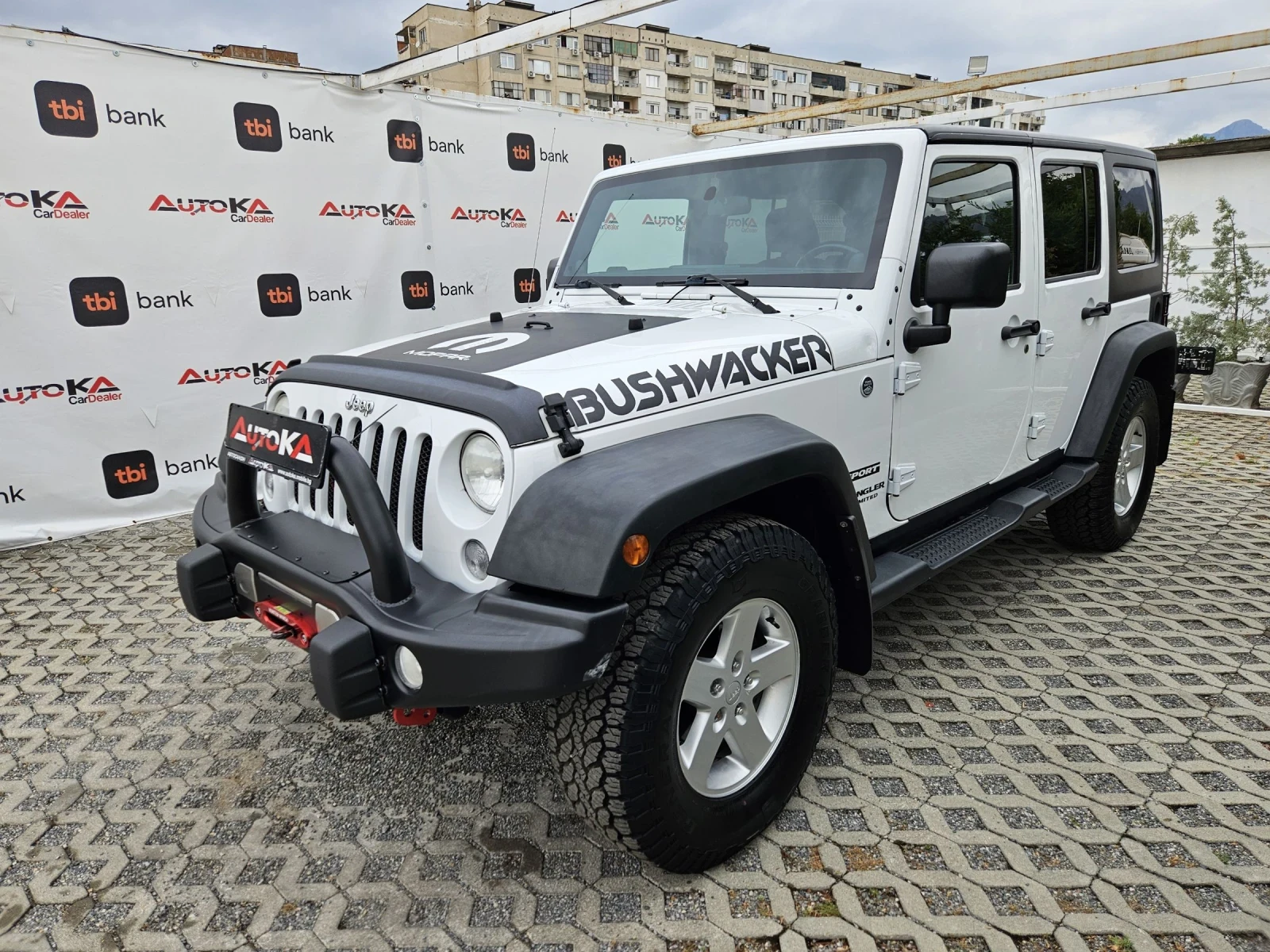 Jeep Wrangler 3.6i-290kc= АВТОМАТ= ДЪЛГА БАЗА= КЛИМАТИК - изображение 6