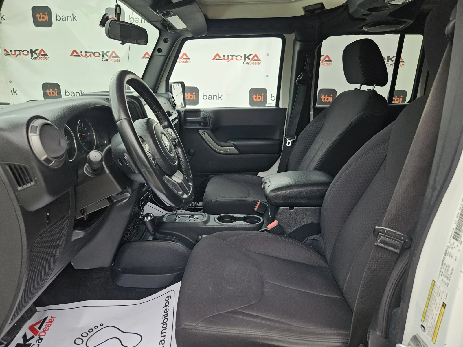 Jeep Wrangler 3.6i-290kc= АВТОМАТ= ДЪЛГА БАЗА= КЛИМАТИК - изображение 7