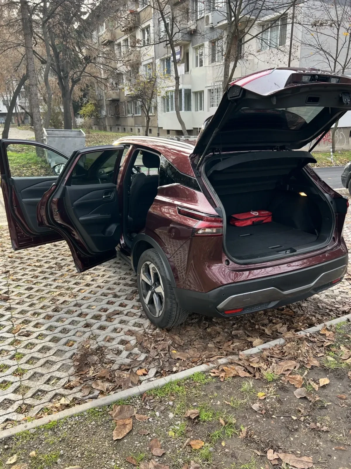 Nissan Qashqai N-CONNECTA 1.3 DIG-T Xtronic - изображение 8
