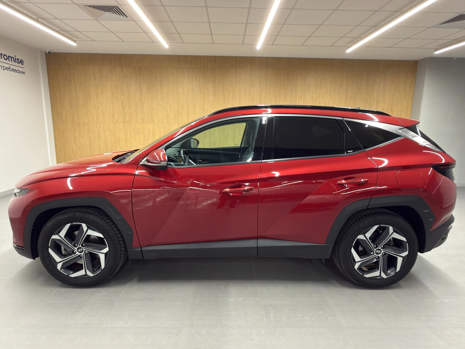 Hyundai Tucson PREMIUM Hybrid AWD - изображение 2