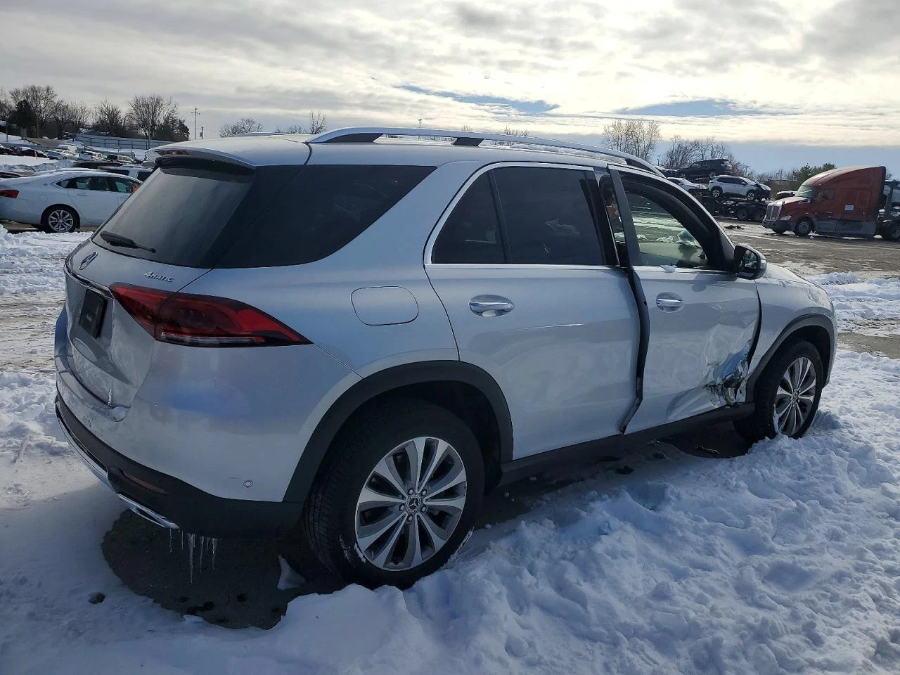 Mercedes-Benz GLE 350 * 4MATIC*  - изображение 4