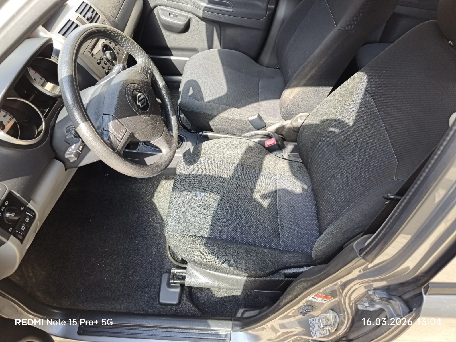 Suzuki Ignis 1.3VVT 4x4 Климатик, снимка 11 - Автомобили и джипове - 53864014