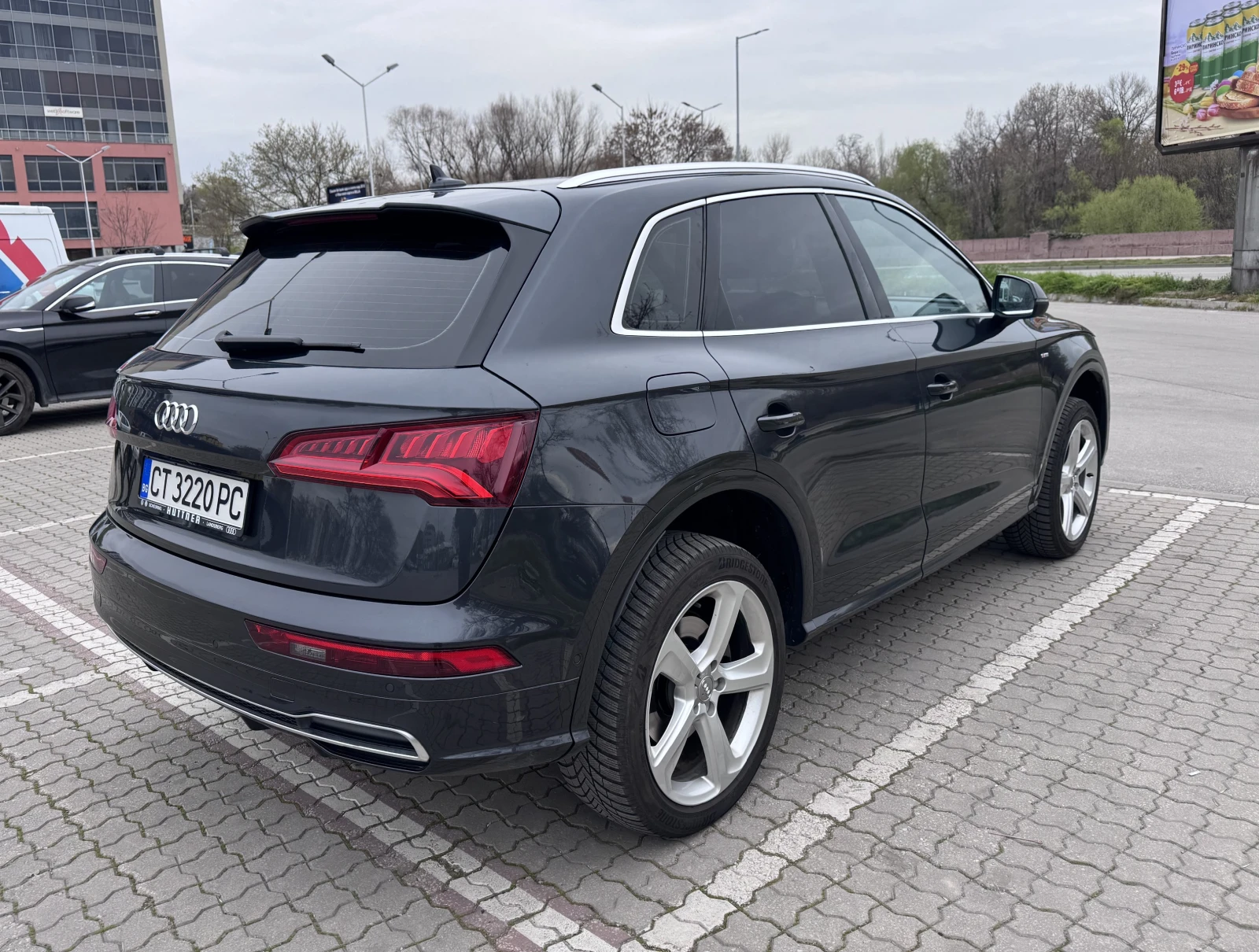 Audi Q5 3.0 TDI/Възд/Distronic/Печка/360 Кам/Keyless, снимка 6 - Автомобили и джипове - 53953751