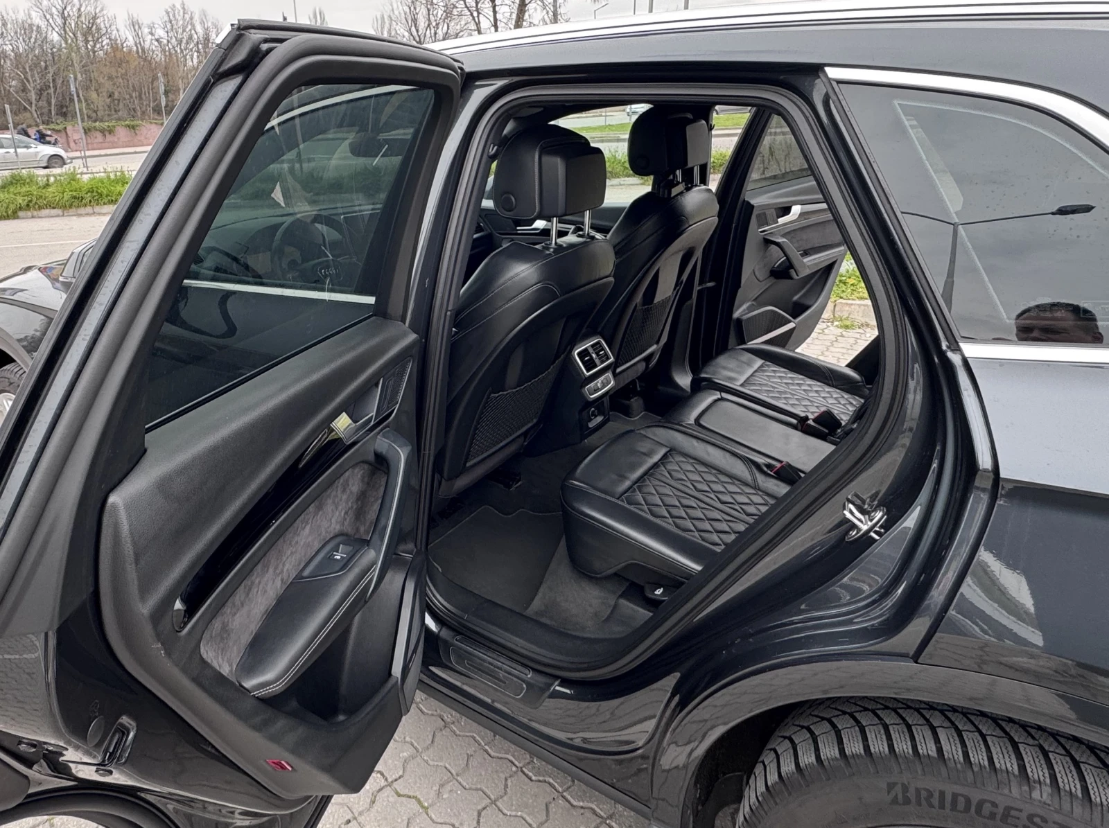 Audi Q5 3.0 TDI/Възд/Distronic/Печка/360 Кам/Keyless, снимка 9 - Автомобили и джипове - 53953751