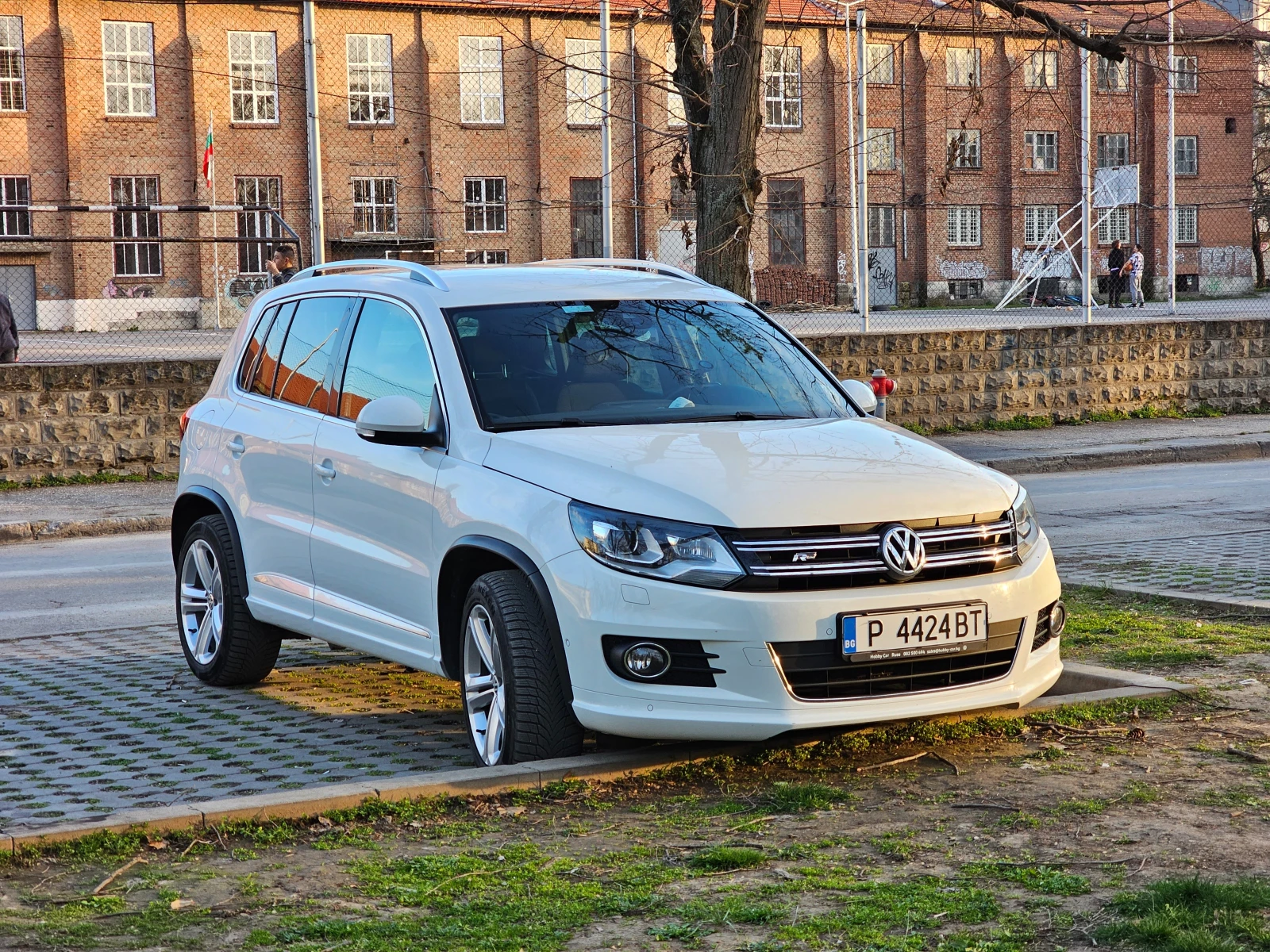 VW Tiguan R-Line