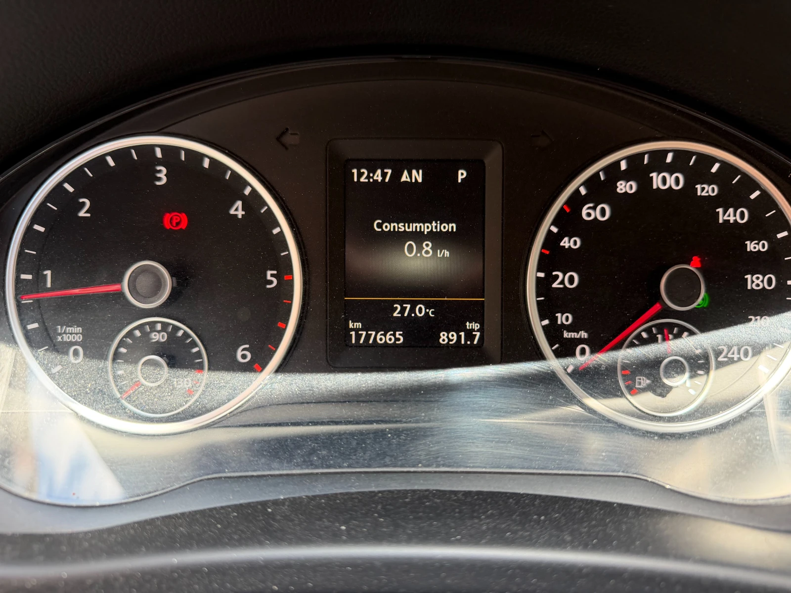 VW Tiguan R-Line, снимка 5 - Автомобили и джипове - 54801364