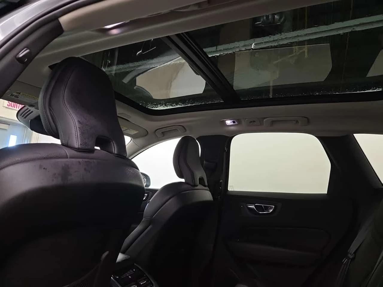 Volvo XC60 * MOMENTUM * CARFAX * ЦЕНА ДО БГ, снимка 12 - Автомобили и джипове - 54933535