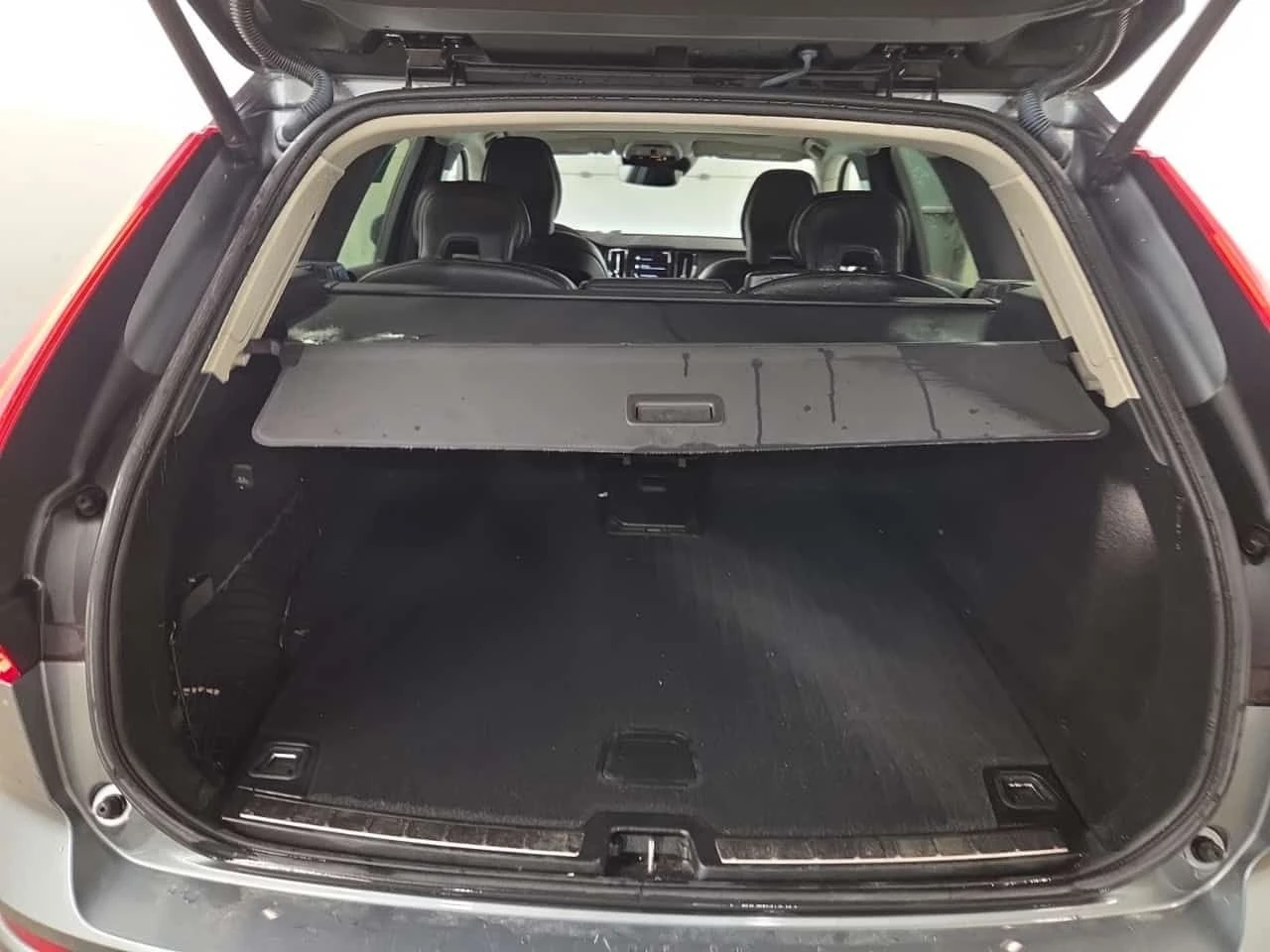 Volvo XC60 * MOMENTUM * CARFAX * ЦЕНА ДО БГ, снимка 15 - Автомобили и джипове - 54933535