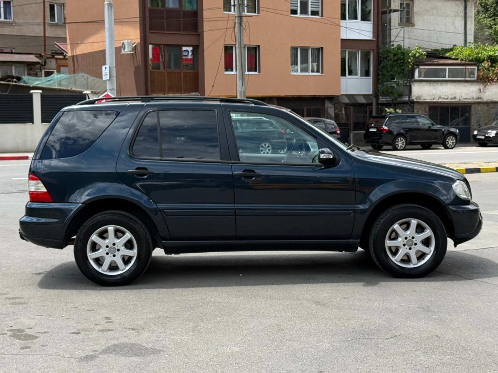 Mercedes-Benz ML 270 2.7CDI Автоматик/Кожа/Подгрев/4х4/Ксенон, снимка 6 - Автомобили и джипове - 55222638