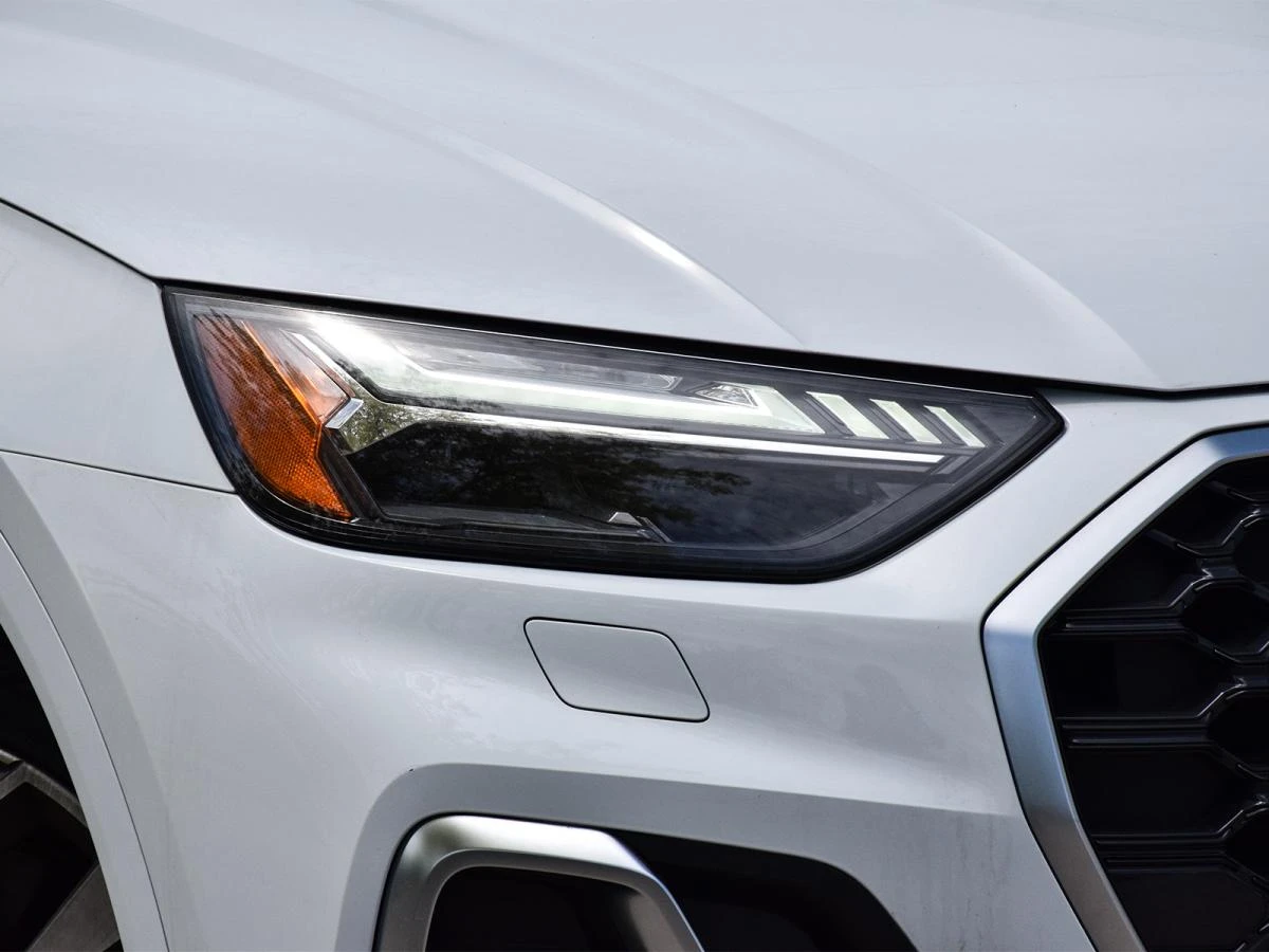 Audi Q5 * TECHNIK* * HeadUp* AвтоКредит* (ЦЕНА ДО БГ), снимка 2 - Автомобили и джипове - 55242393