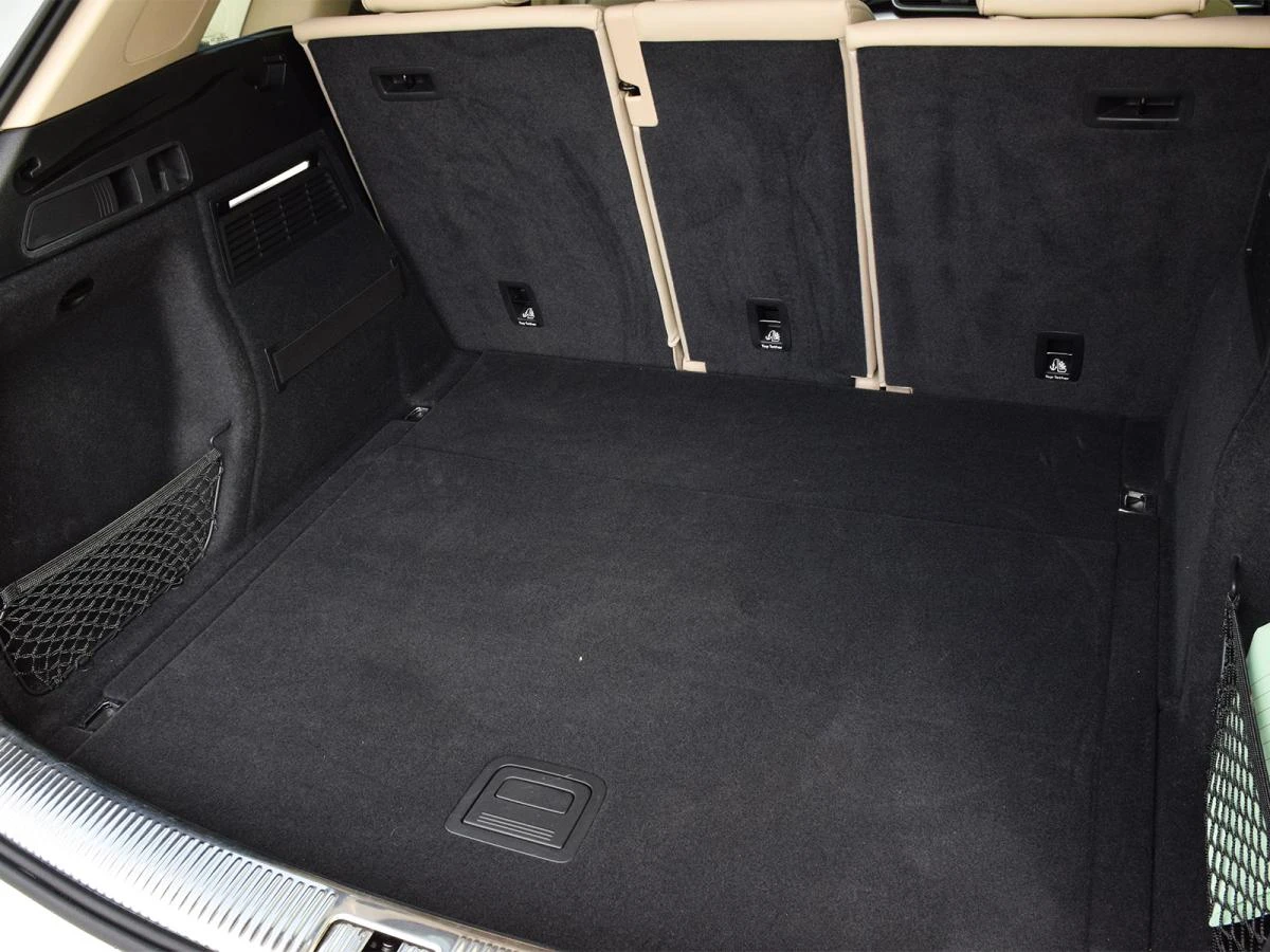 Audi Q5 * TECHNIK* * HeadUp* AвтоКредит* (ЦЕНА ДО БГ), снимка 8 - Автомобили и джипове - 55242393