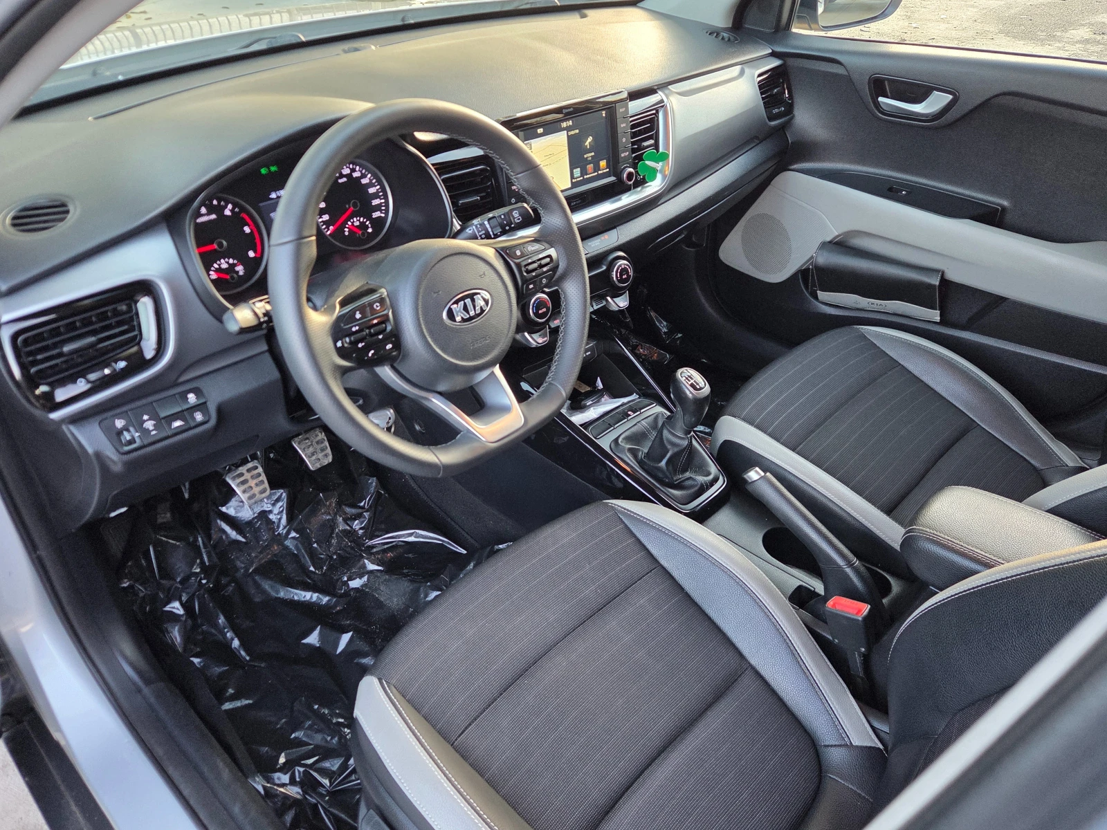 Kia Stonic 1.6 CRDI * ENERGY* * KAYLESS GO* * FULL LED * * , снимка 5 - Автомобили и джипове - 55441859