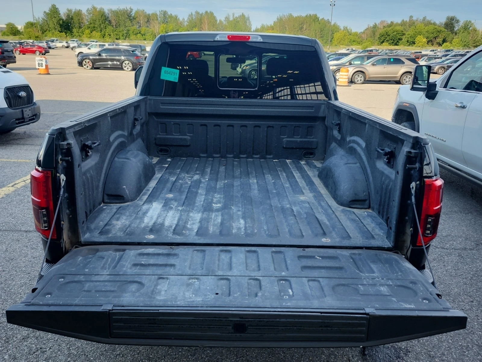 Ford F150  LARIAT CREW CAB STD BED * CARFAX , снимка 7 - Автомобили и джипове - 55815471