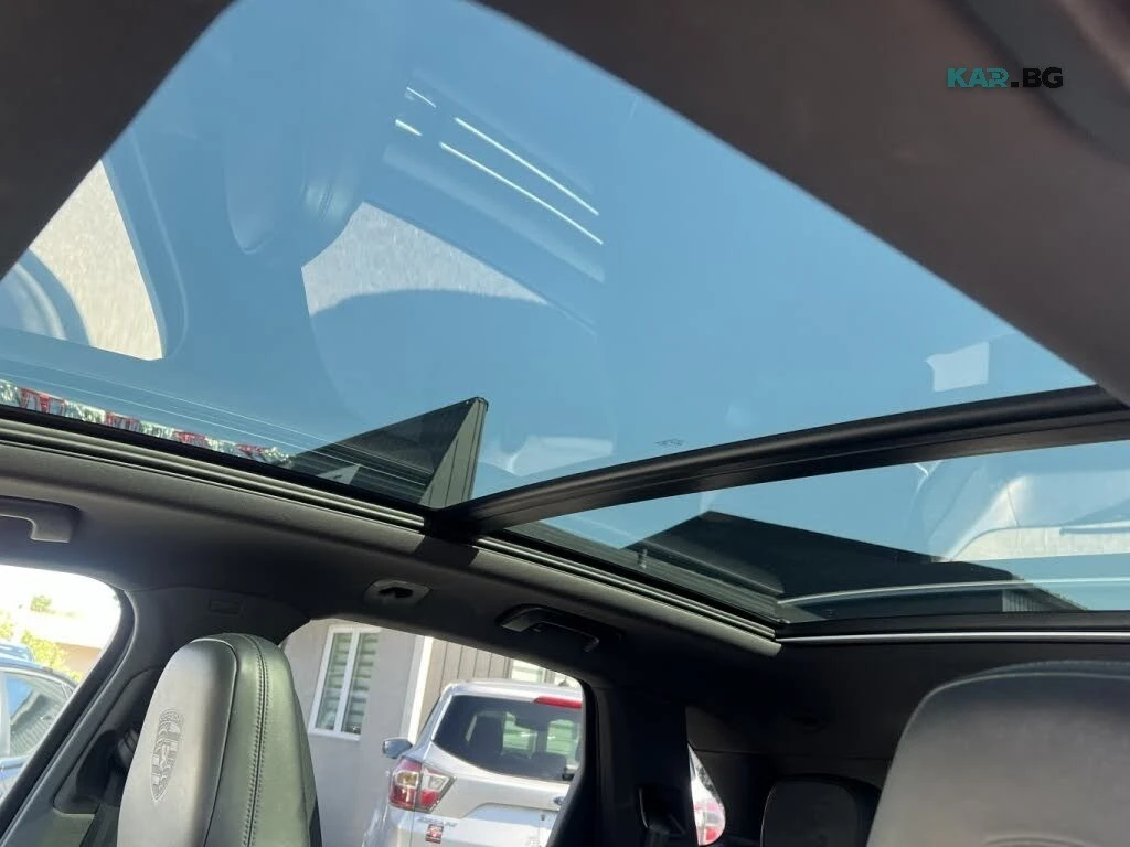 Porsche Cayenne MATRIX LED* PANO* BOSE* ПОДГРЕВ* КАМЕРА* БЕЗ АНАЛО, снимка 11 - Автомобили и джипове - 56103100