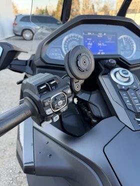 Honda Gold Wing DCT Black Edition Регистриран | Auto.bg — изображение 10