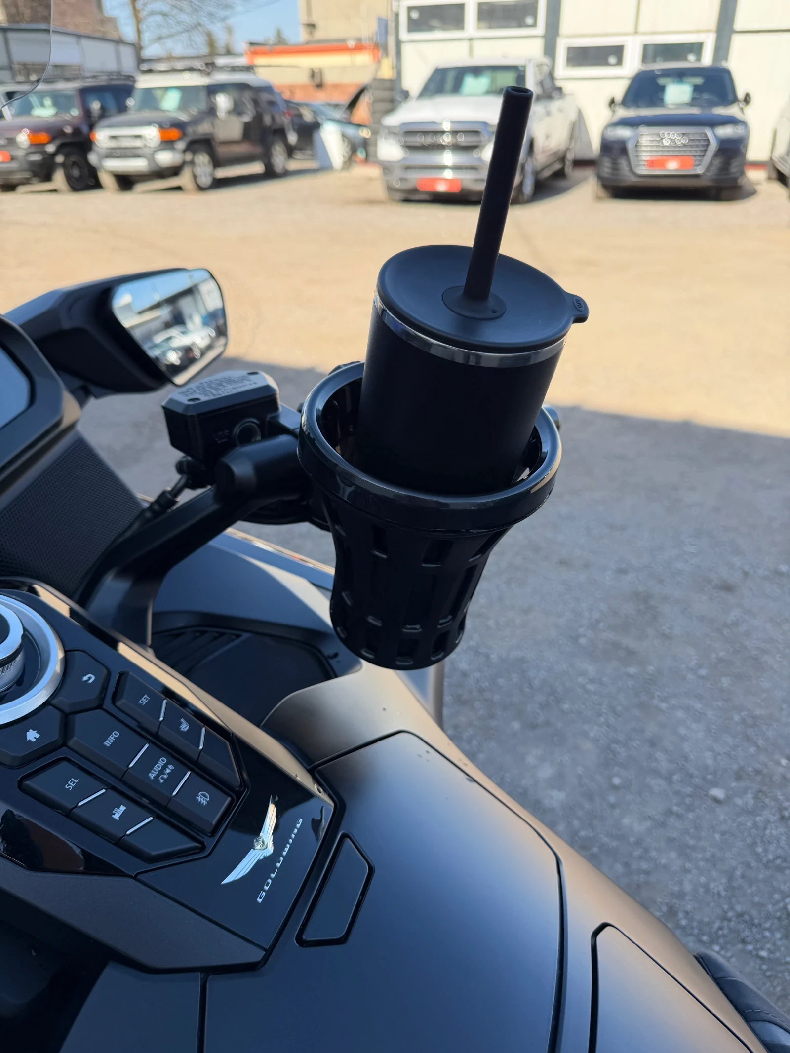 Honda Gold Wing DCT Black Edition Регистриран, снимка 11 - Мотоциклети и мототехника - 53817555