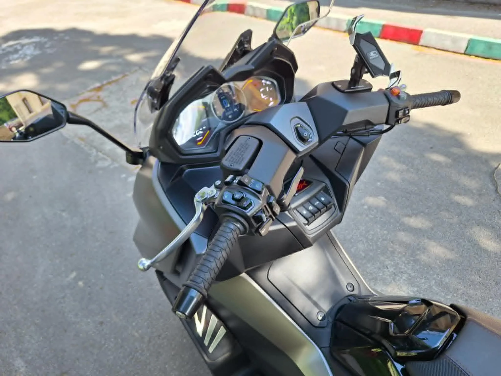 Kymco AK 550 Premium, снимка 6 - Мотоциклети и мототехника - 55077715