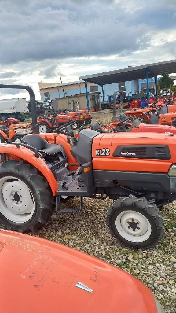 Трактор Kubota KL23, снимка 5 - Селскостопанска техника - 53767257