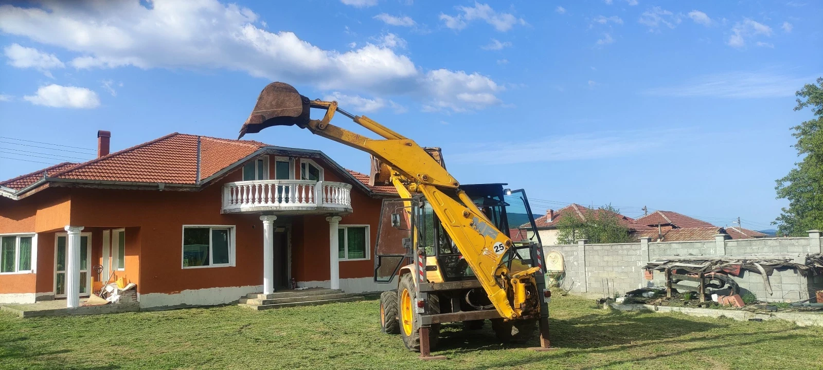 Багер Fermec MF-750 Massey  - изображение 8