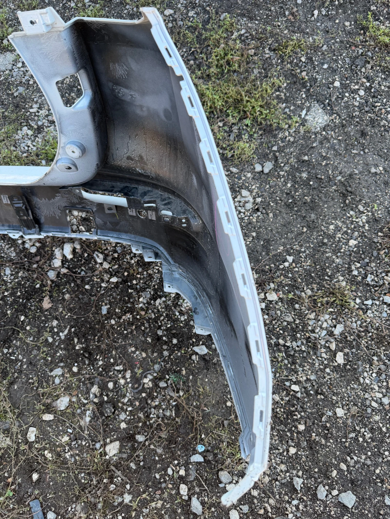 ����� ����� �� Mitsubishi Outlander 2021-2025 | Mobile.bg � ����������� 4