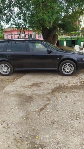 Skoda Octavia 1.8 T 4x4, снимка 3