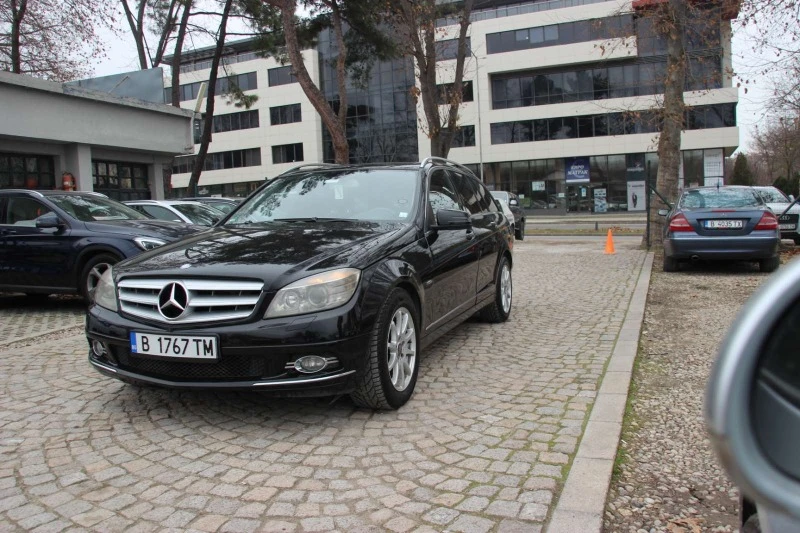 Mercedes-Benz C 220 АВТОМАТ ЕВРО5 БИКСЕНОН Фейс Нави, снимка 2 - Автомобили и джипове - 47036665