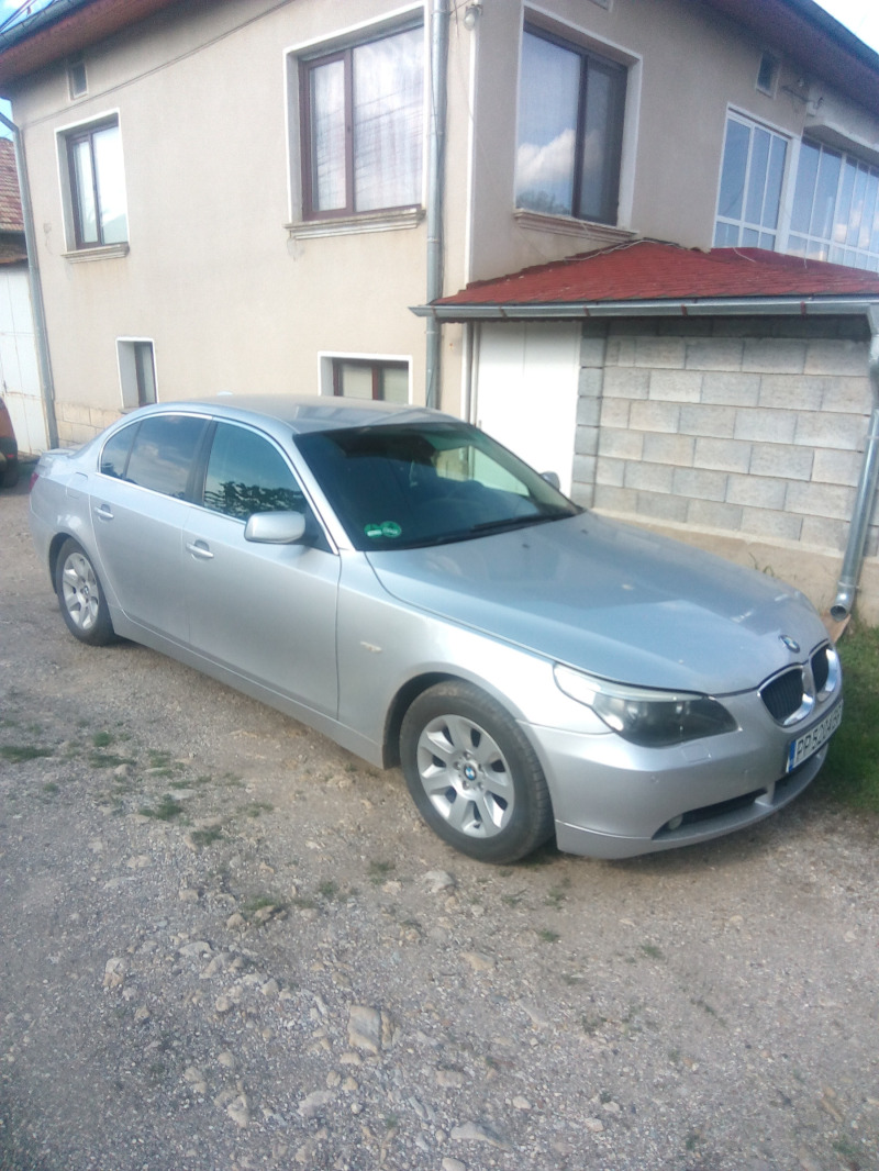 BMW 520, снимка 2 - Автомобили и джипове - 45482076