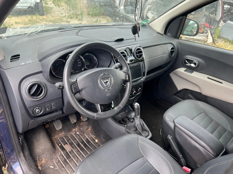 Dacia Lodgy 1.6i ГАЗ, снимка 4 - Автомобили и джипове - 46408230