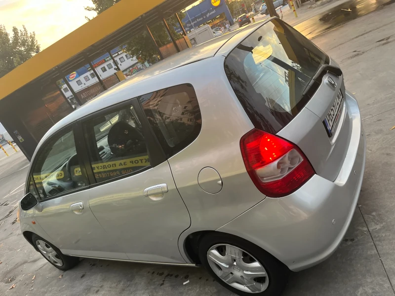 Honda Jazz, снимка 3 - Автомобили и джипове - 47132109