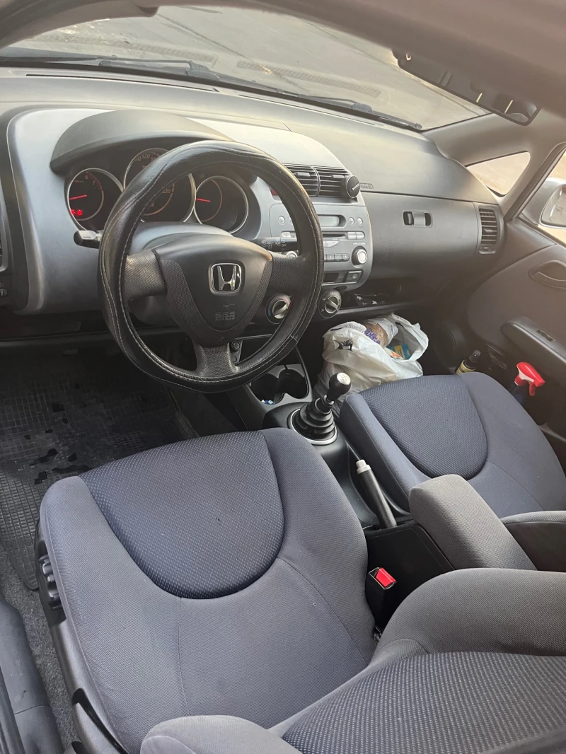 Honda Jazz, снимка 4 - Автомобили и джипове - 47132109