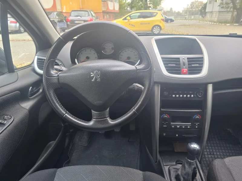 Peugeot 207, снимка 12 - Автомобили и джипове - 47991892