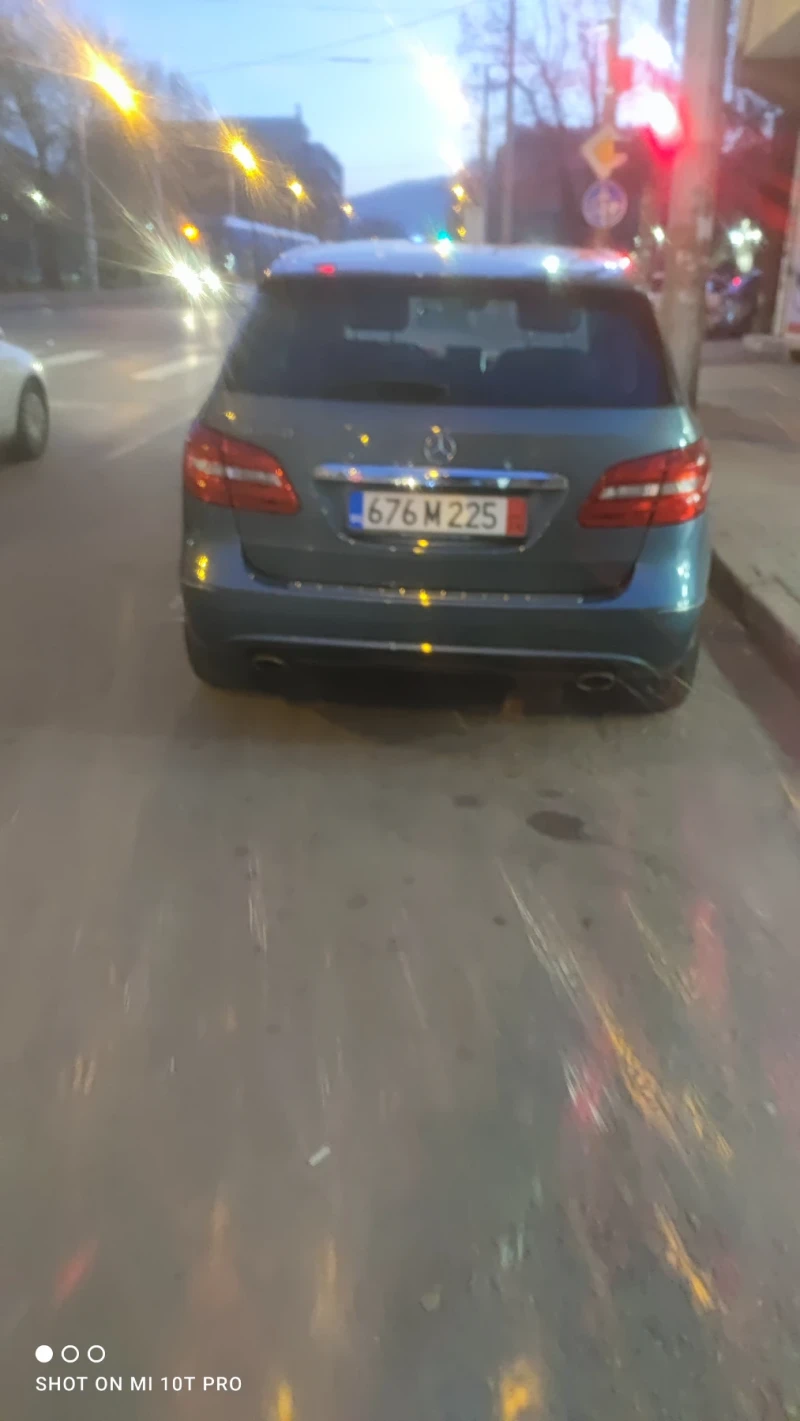 Mercedes-Benz B 250, снимка 3 - Автомобили и джипове - 48116986