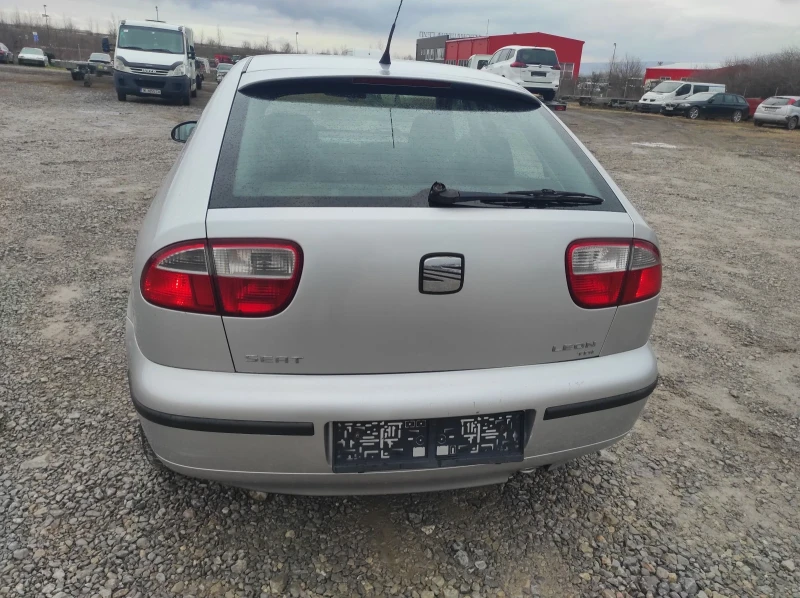 Seat Leon 1.9TDI 90 Фейс Климатроник, снимка 3 - Автомобили и джипове - 48417418