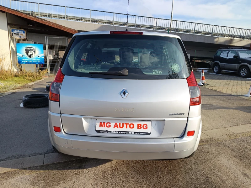 Renault Scenic 1.5DCI, снимка 6 - Автомобили и джипове - 48459337