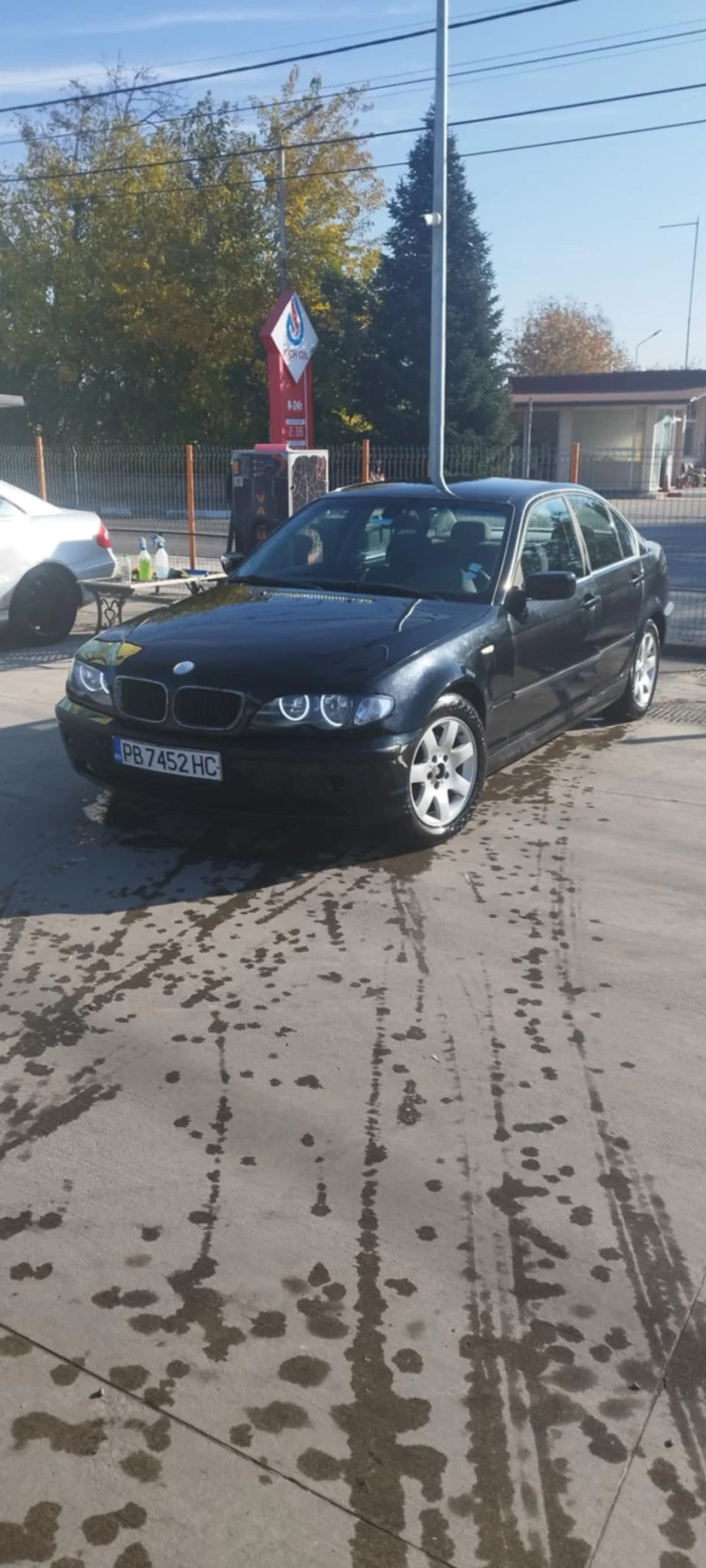 BMW 323, снимка 1 - Автомобили и джипове - 48753599