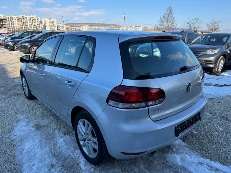 VW Golf 1.6TDI, снимка 5 - Автомобили и джипове - 49224818