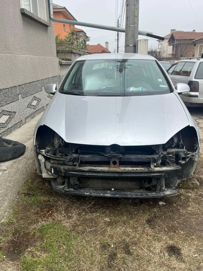 VW Golf, снимка 3 - Автомобили и джипове - 49323945