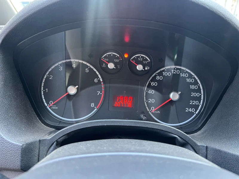 Ford C-max 1.6i-газ, снимка 11 - Автомобили и джипове - 51541984